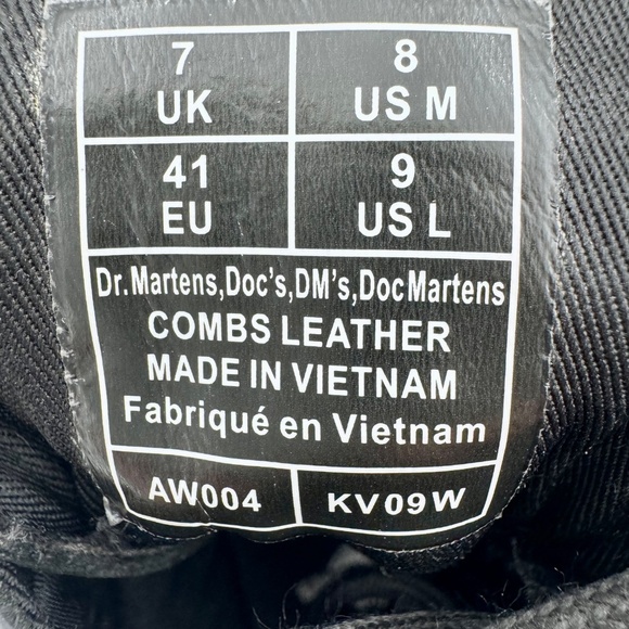 Dr. Martens Combs Black Wyoming Leather Combat Boots - Size 9 Women's/8 Men's - Picture 11 of 14